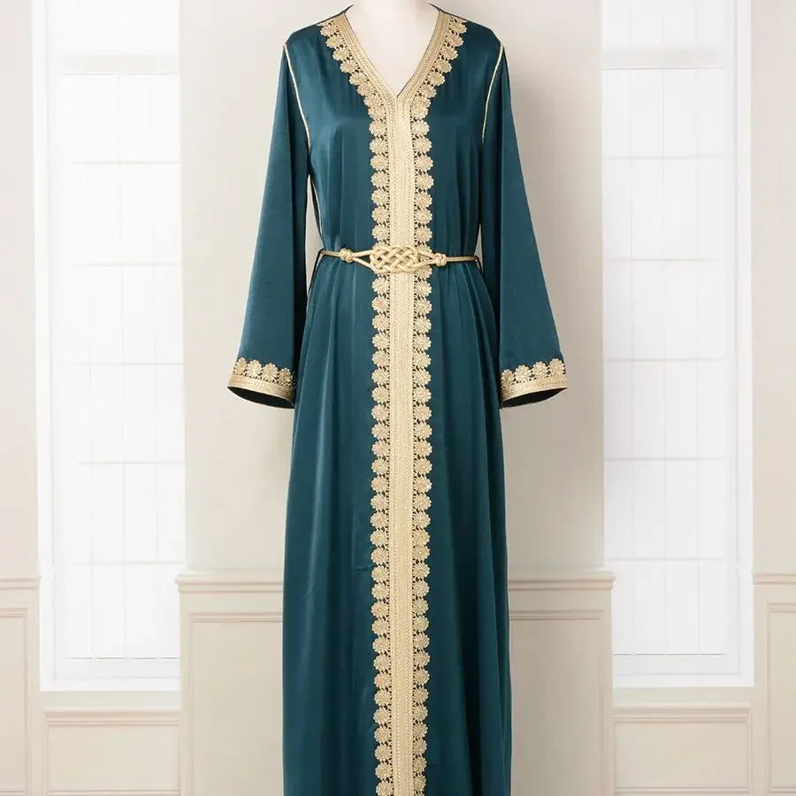 Caftan Rouge Élégant