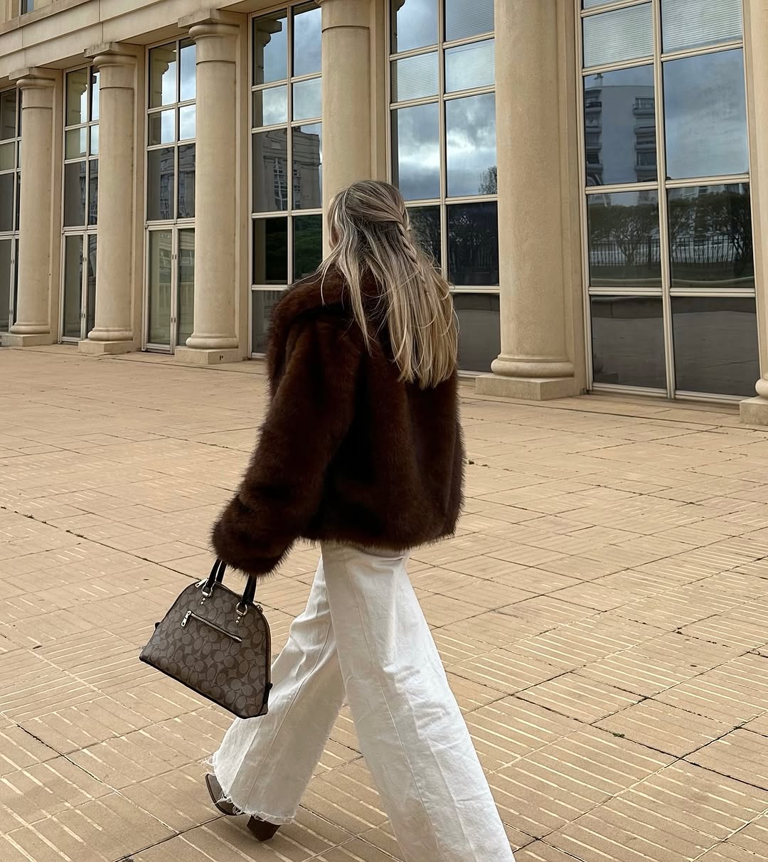Veste en Fausse Fourrure Claudie