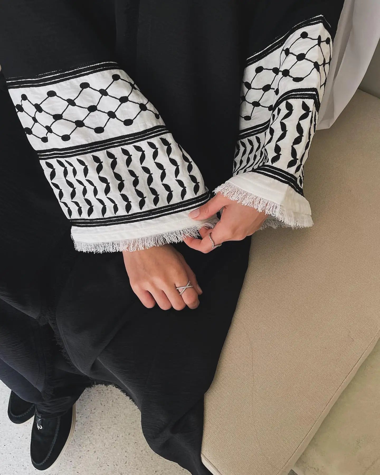 Harmonie Abaya